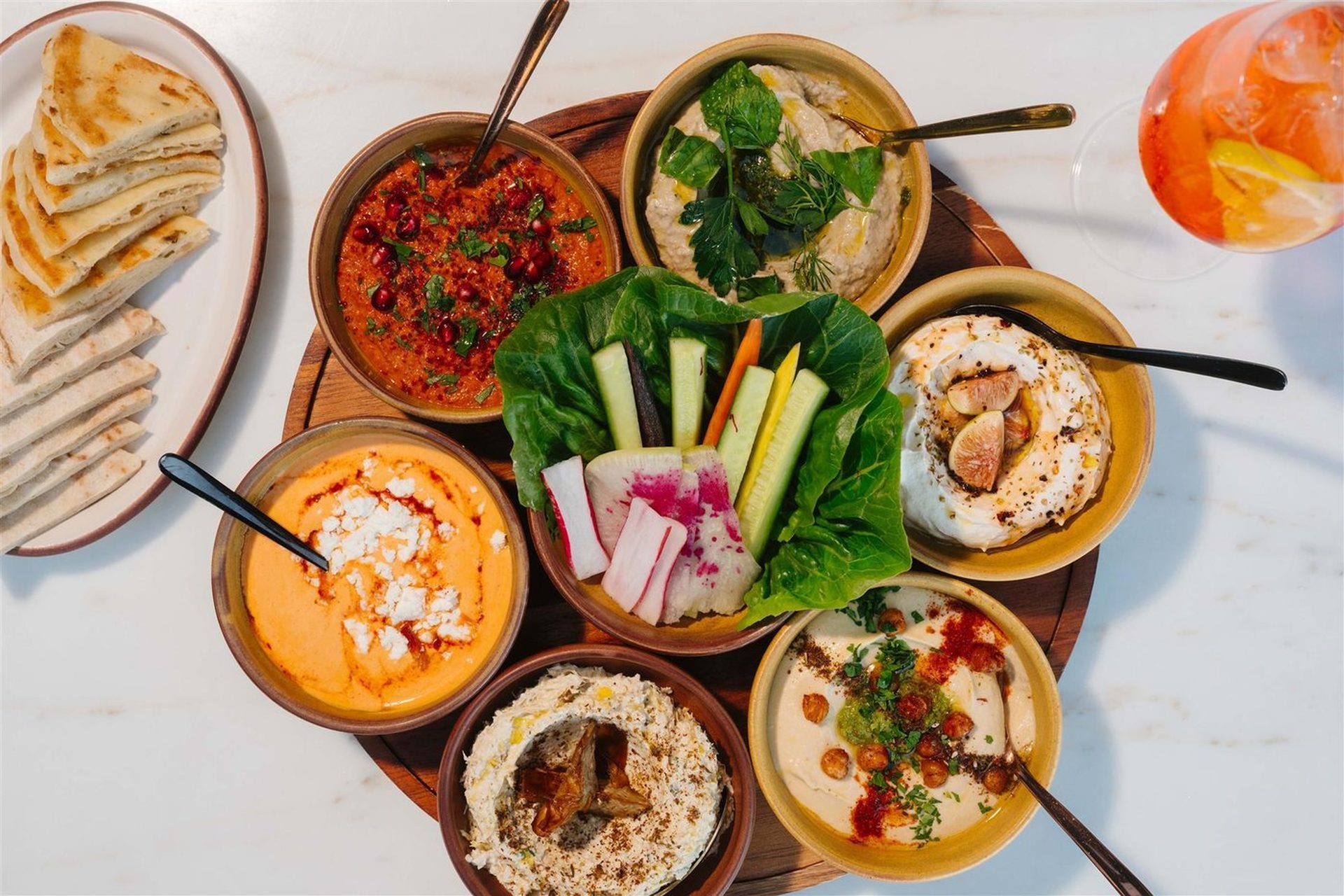 Mezze plates at théa