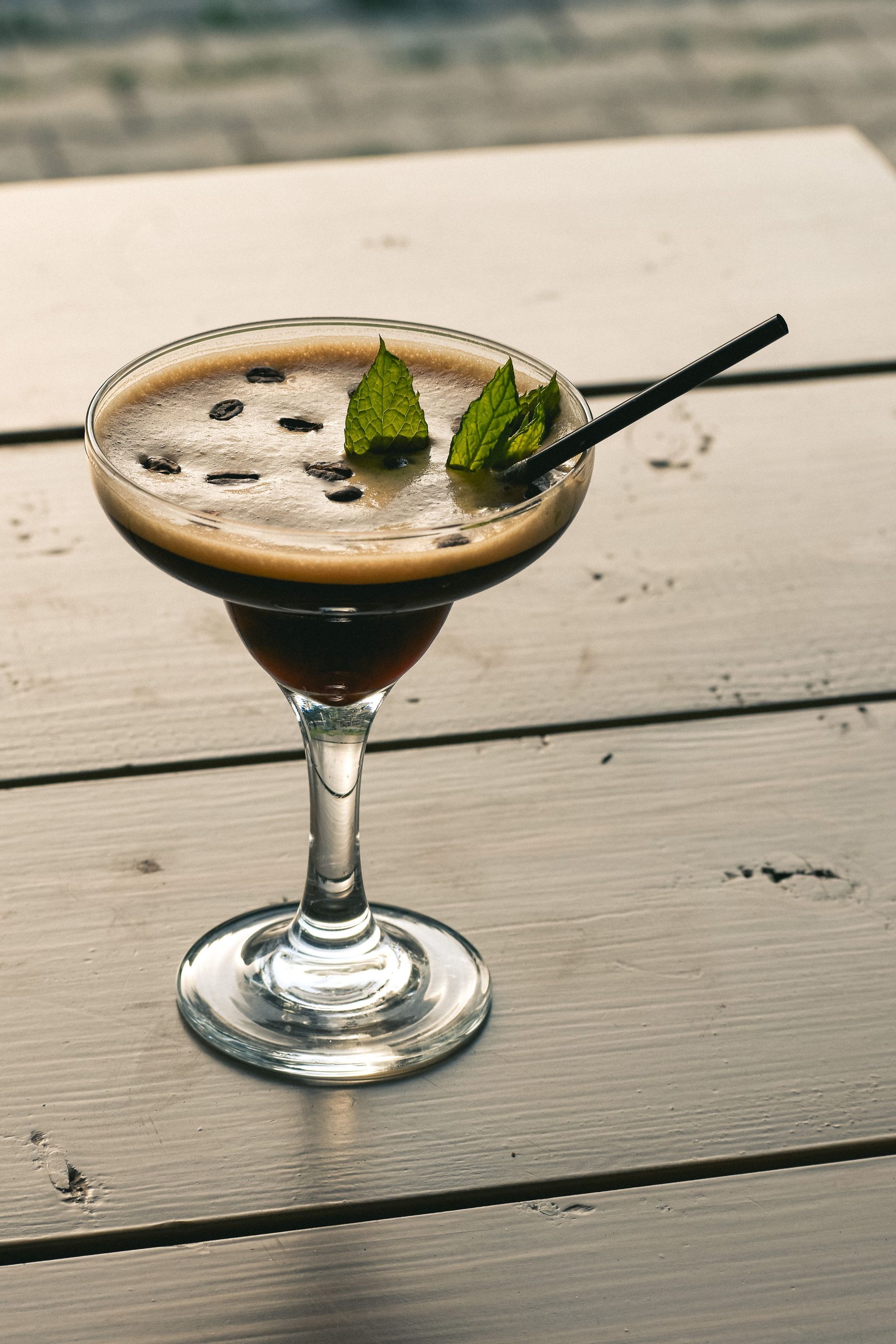 An espresso martini at théa